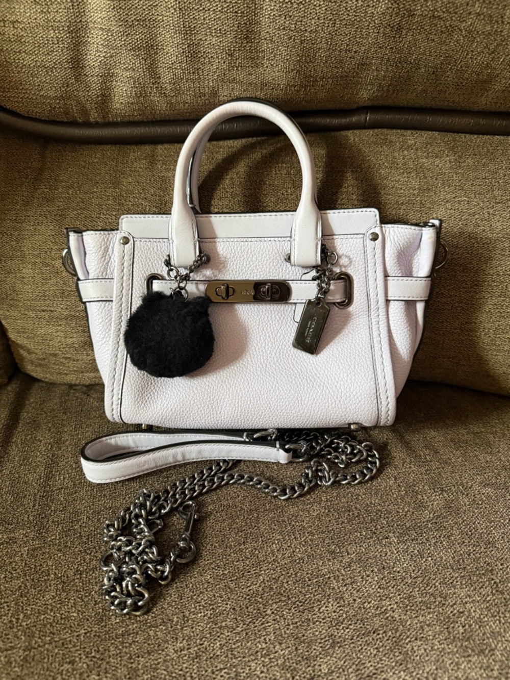 Coach & Ariana Grande Kiti Swagger 20